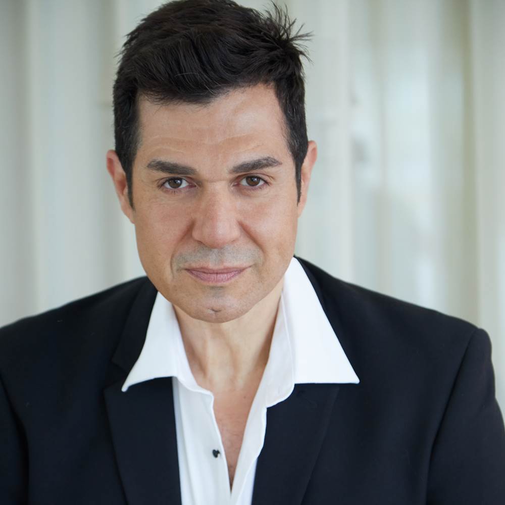 <span>איציק כהן</span><span>Itzik Cohen</span>