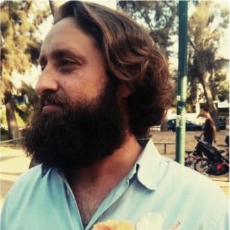 מה מצחיק פה?-0