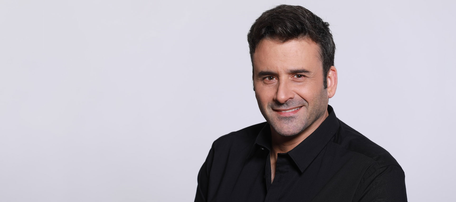 <span>גיא לואל</span><span>Guy Loel</span>