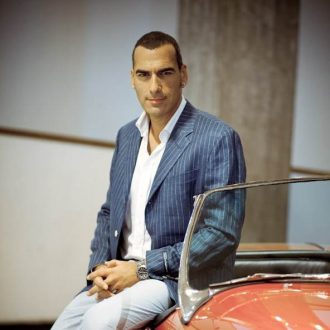 נהיגת מרוצים ועולם העסקים – קווים מקבילים-5