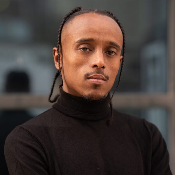 דניאל טגאו-4