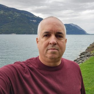 כיצד לווסת רגשות בעולם רוויי דרמה?-0