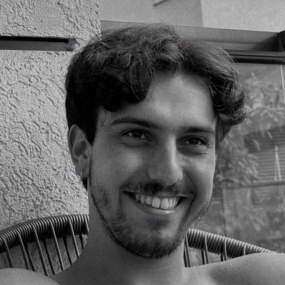 עמית נובחוב